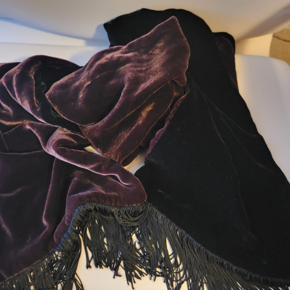 Velvet Scarf Black & Brown Fringe ~ Reversible ~ Luxurious Feel! VGUC ~ Unisex - Picture 2 of 15